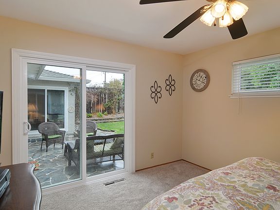 3rd image of 5297 Larchwood Dr