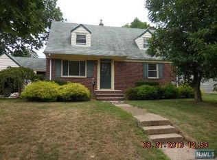 541 Ryeside Ave, New Milford, NJ 07646