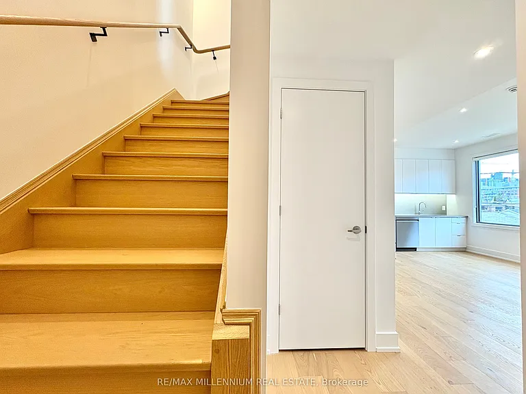 155 Dovercourt Rd #2 — Photo 9