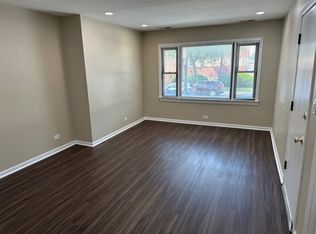 6243 W Montrose Ave APT 1, Chicago, IL 60634