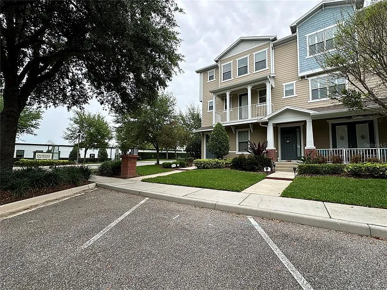 527 Piazza Point — Photo 82