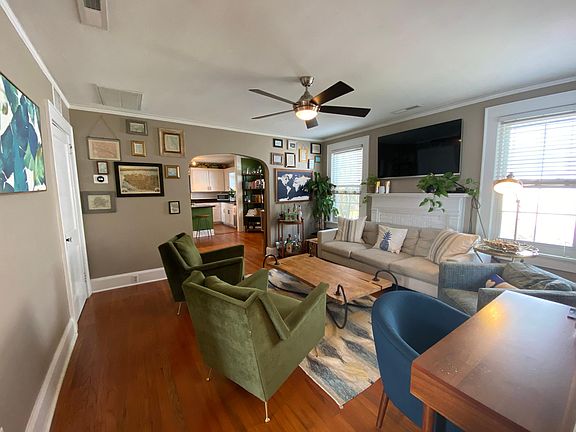 Entrance - Living Room. To the immediate left is the door to the master bedroom. The door to the guest bath is show on the left.