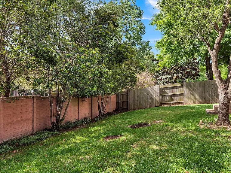 5700 Lomita Verde Cir — Photo 18