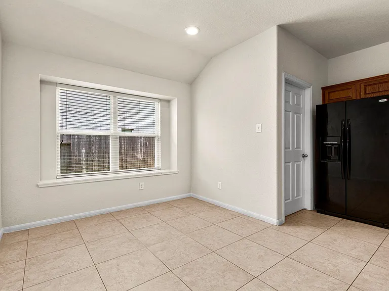 7710 Trail Holw — Photo 18