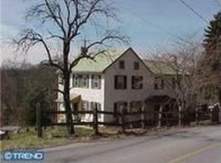 86 Sunset Dr, Boyertown, PA 19512