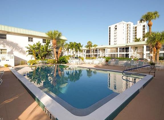3rd image of 6500 Estero Blvd #G106