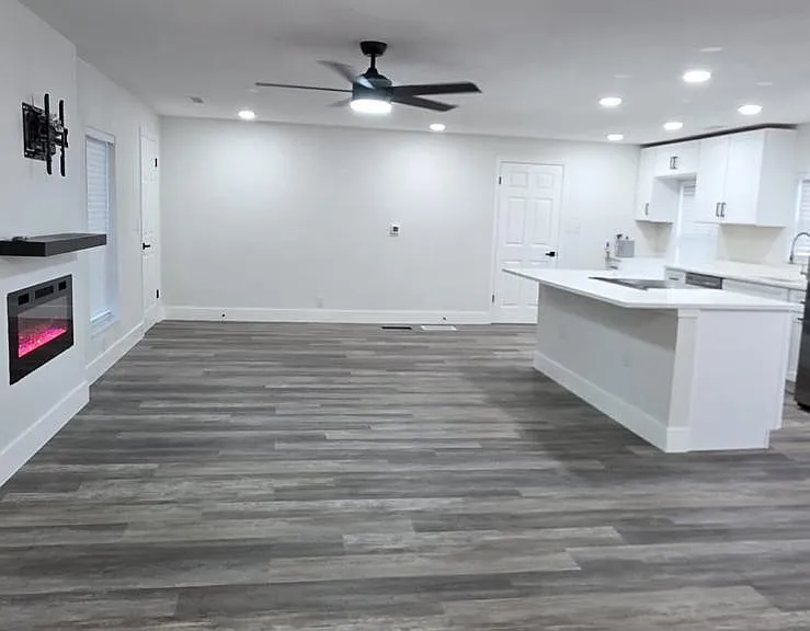 243 S Hull Ave — Photo 11