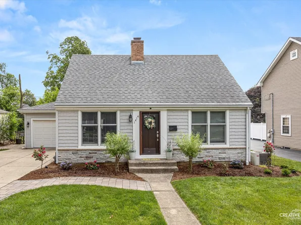 1414 S 4th St, Saint Charles, IL 60174