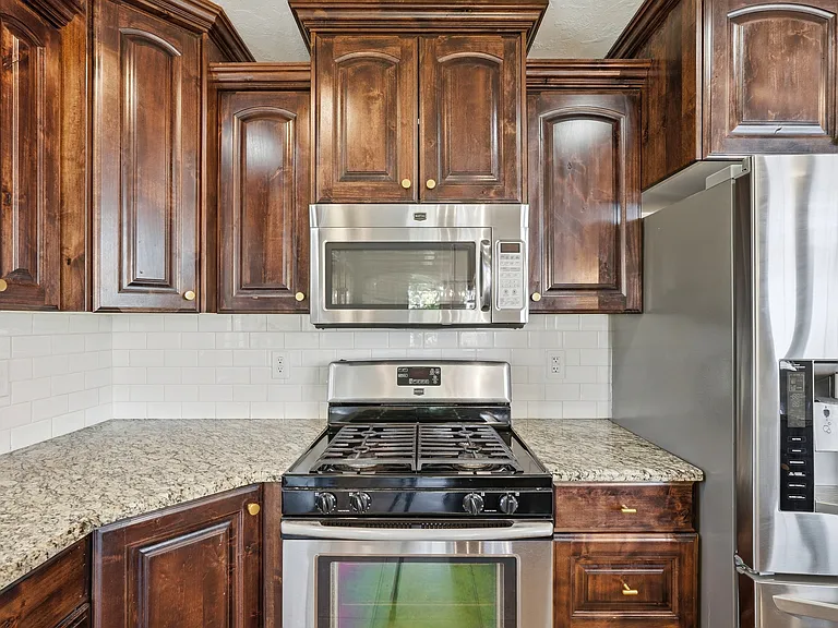 3087 N 1075 W — Photo 11