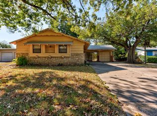 7728 NW 30th St, Bethany, OK 73008