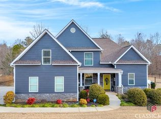 129 Maple Dr, Commerce, GA 30529