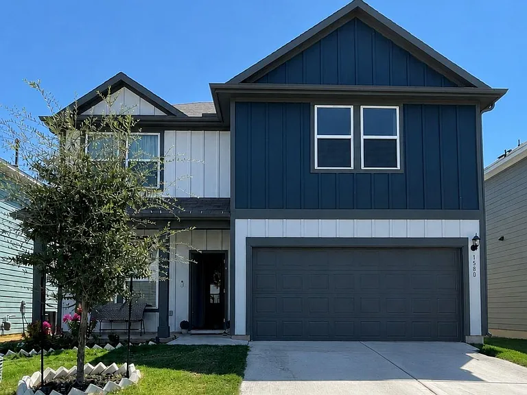 15807 Crissom Ln — Photo 1