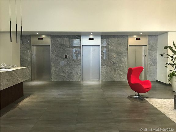 4th image of 10 Aragon Ave Suite 612