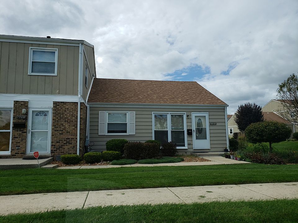 1st image of 7942 163rd Ct #33