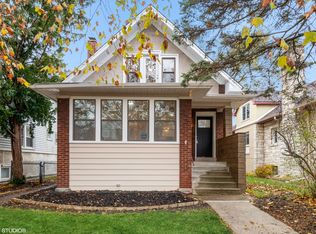 817 N Humphrey Ave, Oak Park, IL