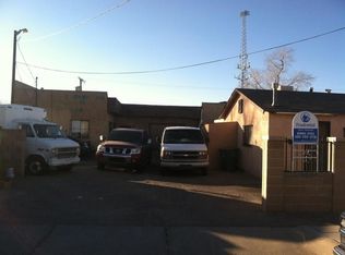 2421 1st St NW, Albuquerque, NM 87102