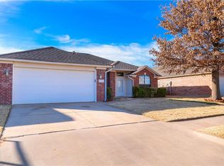 3309 NW Coxwald Pl, Yukon, OK 73099