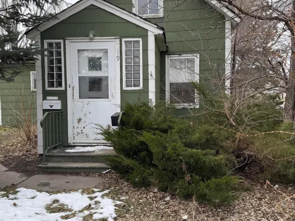 219 N 1st St, Aberdeen, SD 57401