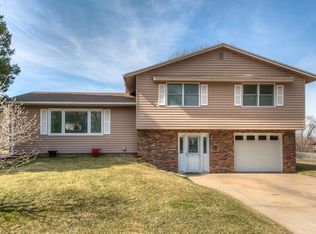 1218 Wilroy Rd, Bellevue, NE 68005