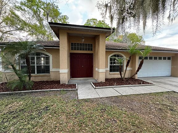 2nd image of 24319 Twin Lake Dr