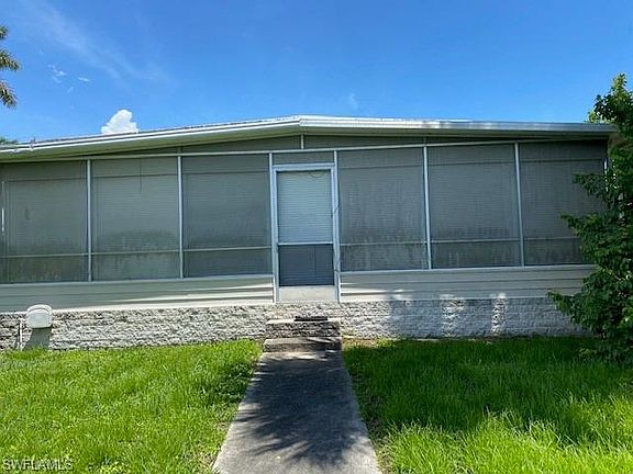 3rd image of 38 Henderson Dr