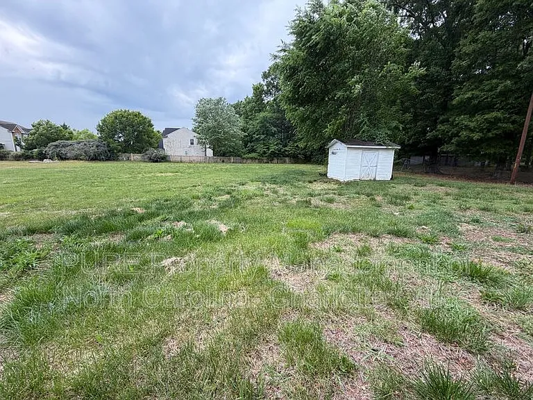 2429 Galloway Rd — Photo 32