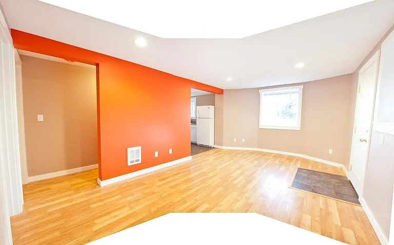311 19th Ave E #1 — Photo 3