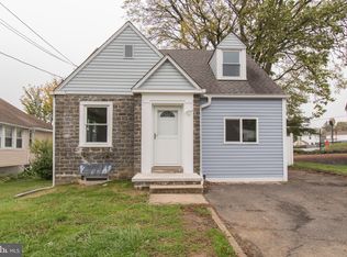 2094 Old Welsh Rd, Abington, PA 19001