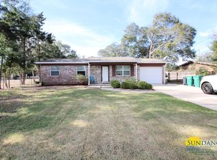 59 Fawn Ln, Shalimar, FL 32579