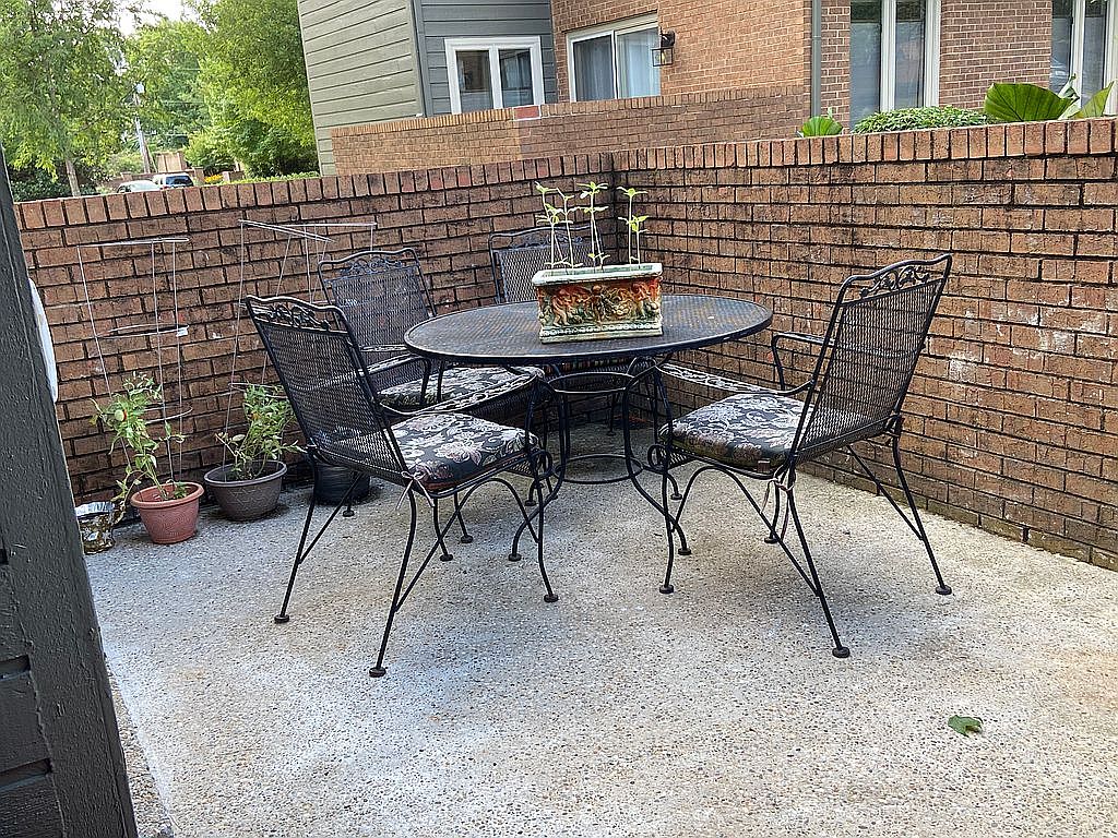 2140 Fort Harrods Dr APT 8, Lexington, KY 40513 Zillow