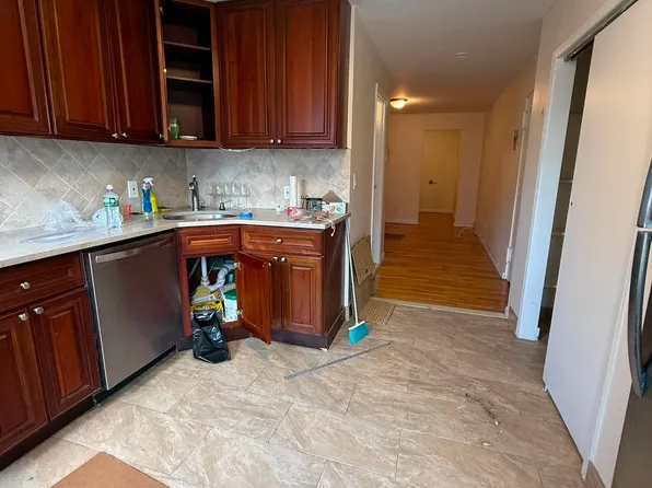 272 1st Street image 1 of 7