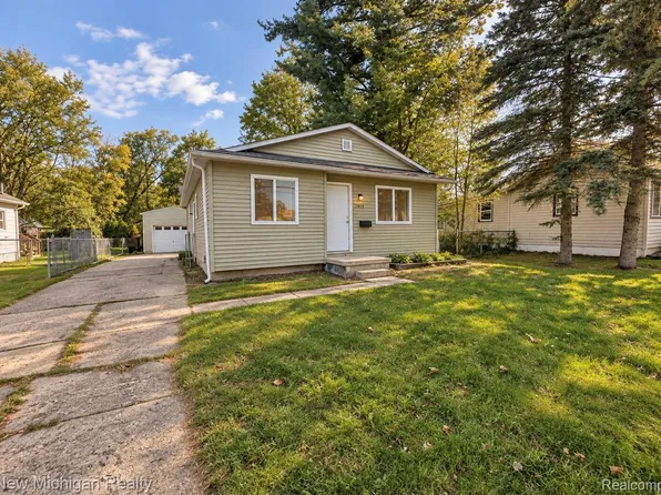 7459 Wade St, Swartz Creek, MI 48473