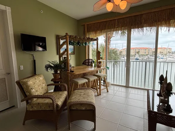 12 Harbour Isle Drive W #204, Fort Pierce, FL 34949