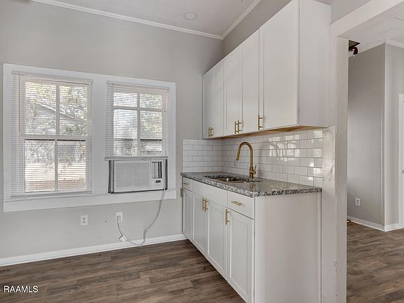 5th image of 805 E Vermilion St