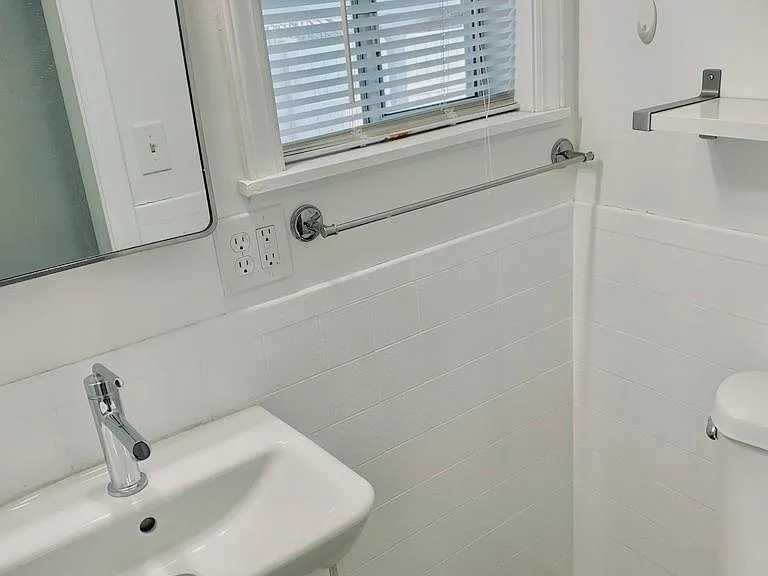 512 Holcomb Ave — Photo 15