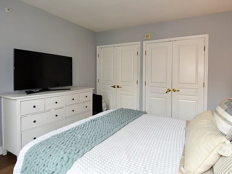 616 E St NW #619 — Photo 18