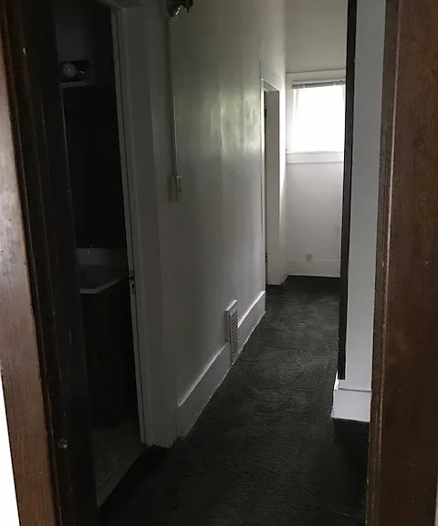 223 Broadway St — Photo 32