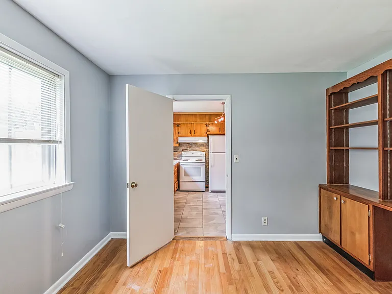 363 Carnation St — Photo 12