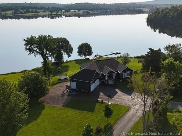 50 Sandcastle Ln, Kingsclear, NB E3E 0A4