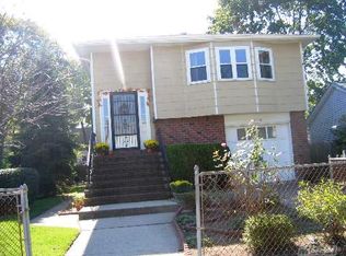 1718 Bushwich Ave, Merrick, NY 11566