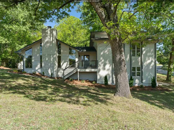 1433 Queen Anne Cir, Alabaster, AL 35007