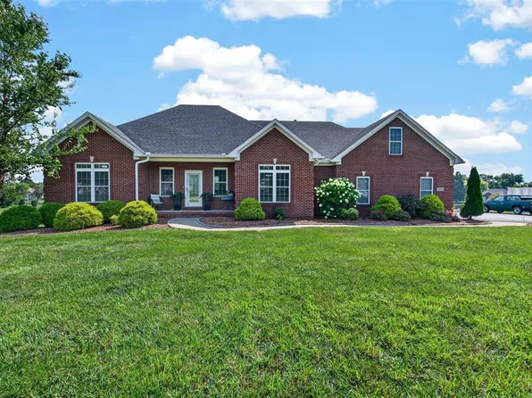 822 Hunters Run Ave, Bowling Green, KY 42104