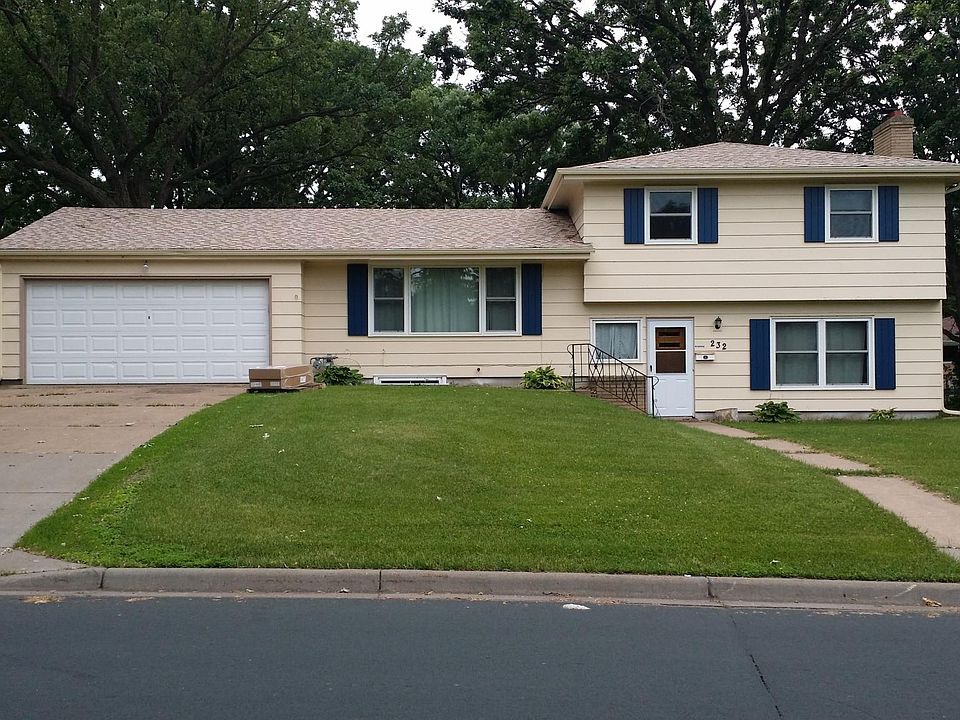 Front view of home 