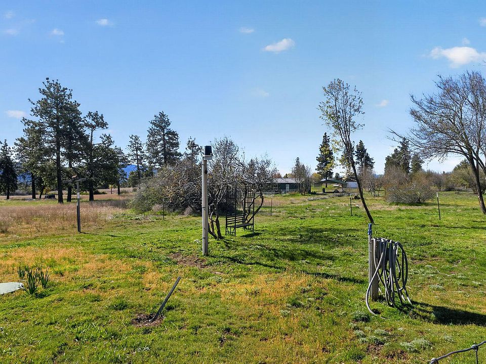 2nd image of 34693 Kerry Dr