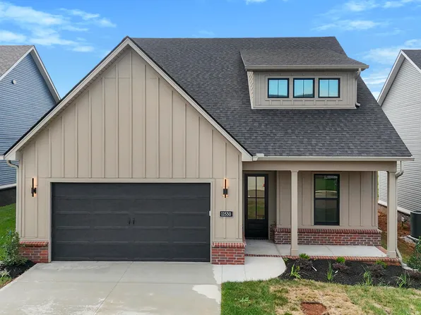 11530 Olympic Valley Dr, Knoxville, TN 37932