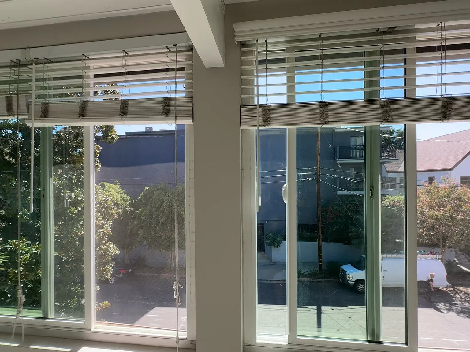 2 bed, 750 sqft, $2,995 — Photo 4