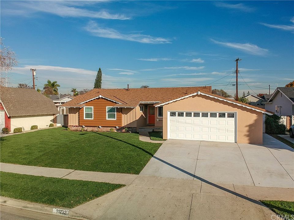 1st image of 11232 Tigrina Ave