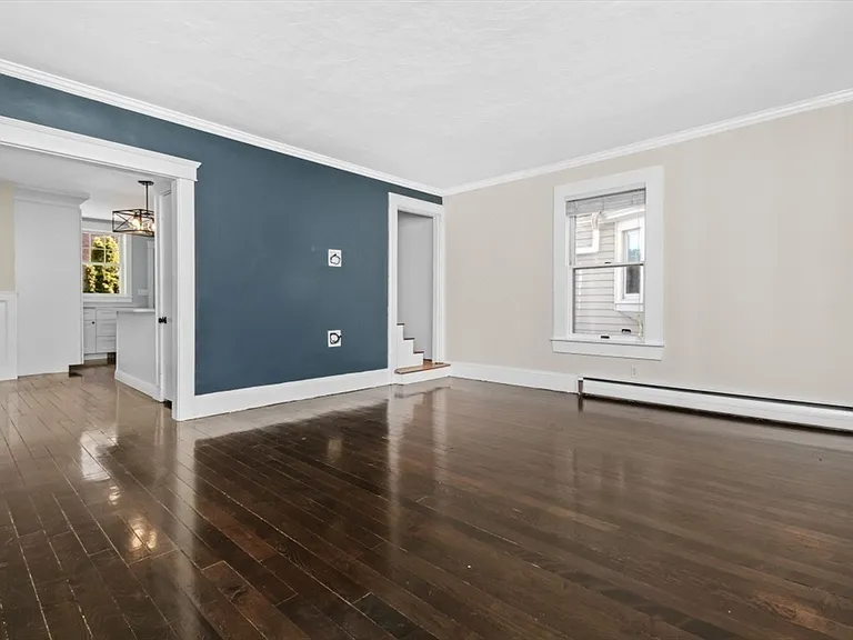 15 Wave Way Ave — Photo 5