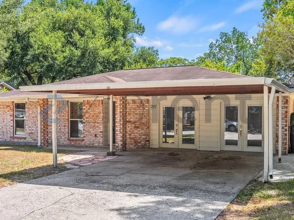 707 Hildred Ave, Conroe, TX 77303