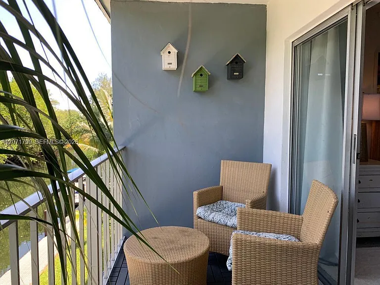 1860 Venice Park Dr #206 — Photo 3